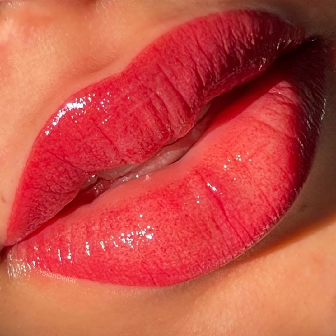 lip-blush-tattoo-sian-dellar-london-march-11